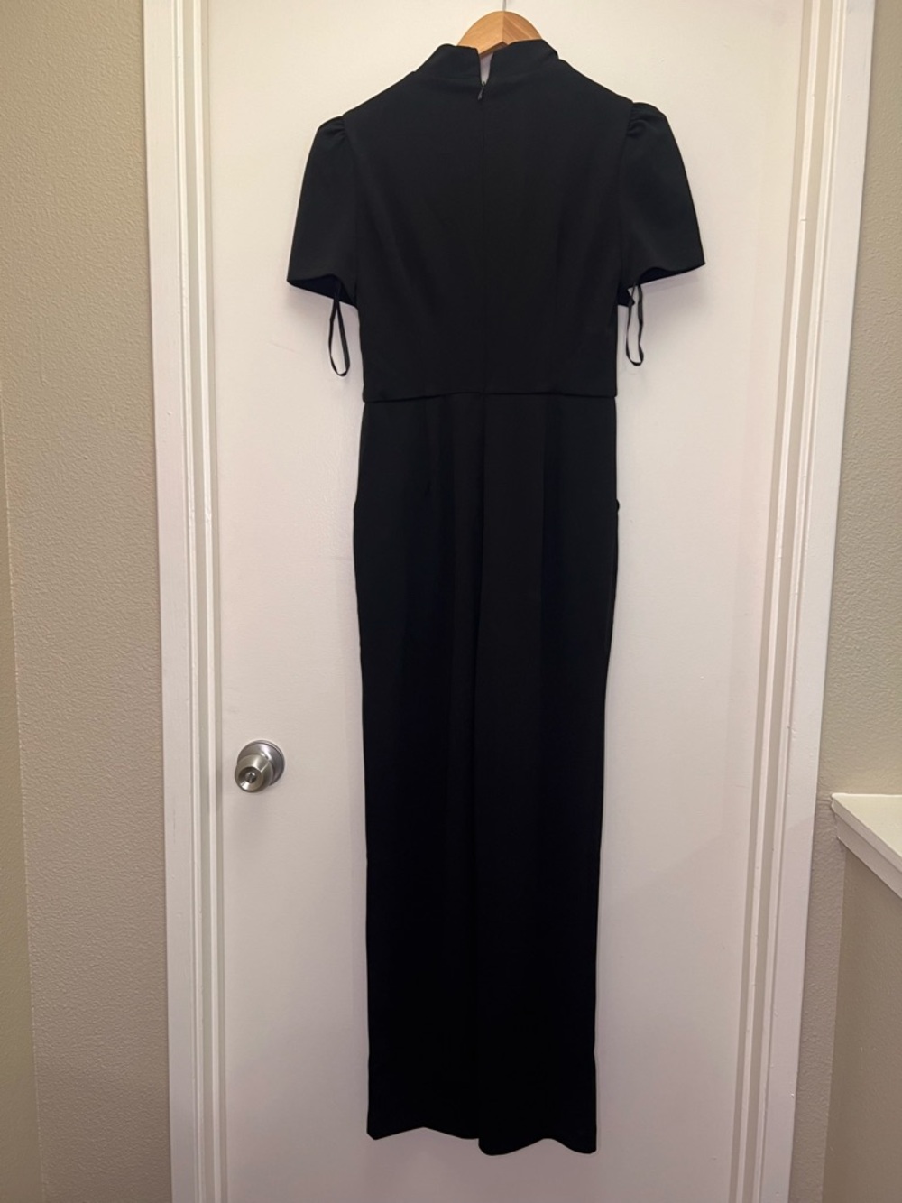 Maggy London Black Jumpsuit Tie Neck Puff Sleeve Wide Leg US 2 - Picture 8 of 13
